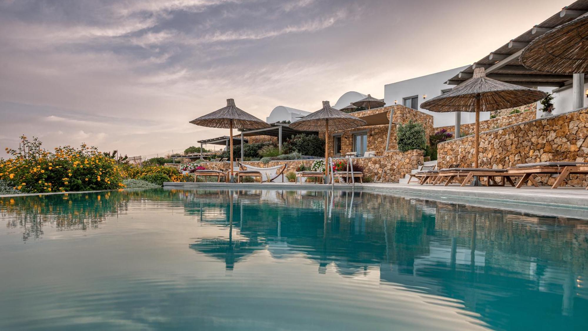 Ypseli Anafi'S Hive Hotel ภายนอก รูปภาพ